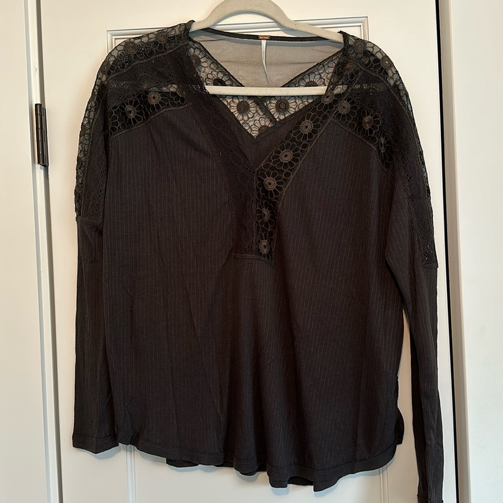 Free people shirt with lace.